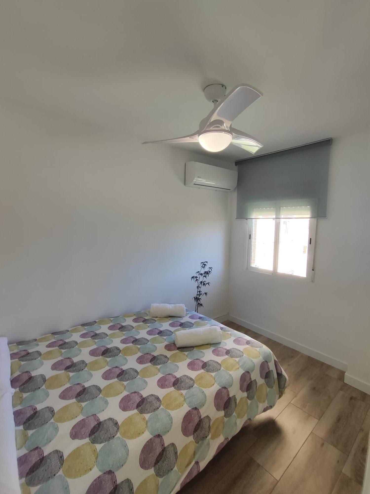 Apartamento Malaga 300 Metros De La Playa Екстер'єр фото