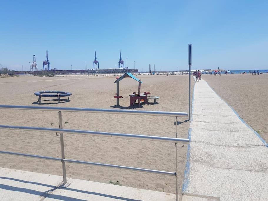 Apartamento Malaga 300 Metros De La Playa Екстер'єр фото